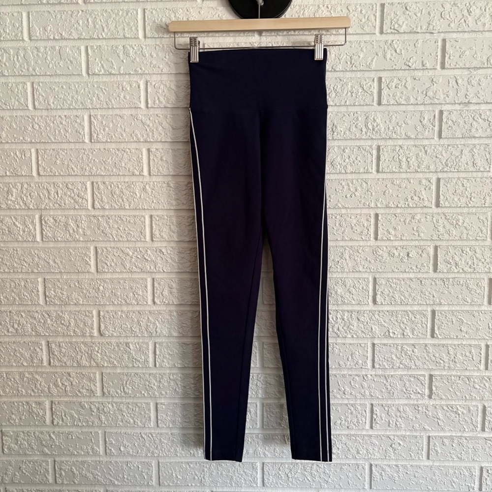Aritzia - TNA Pants